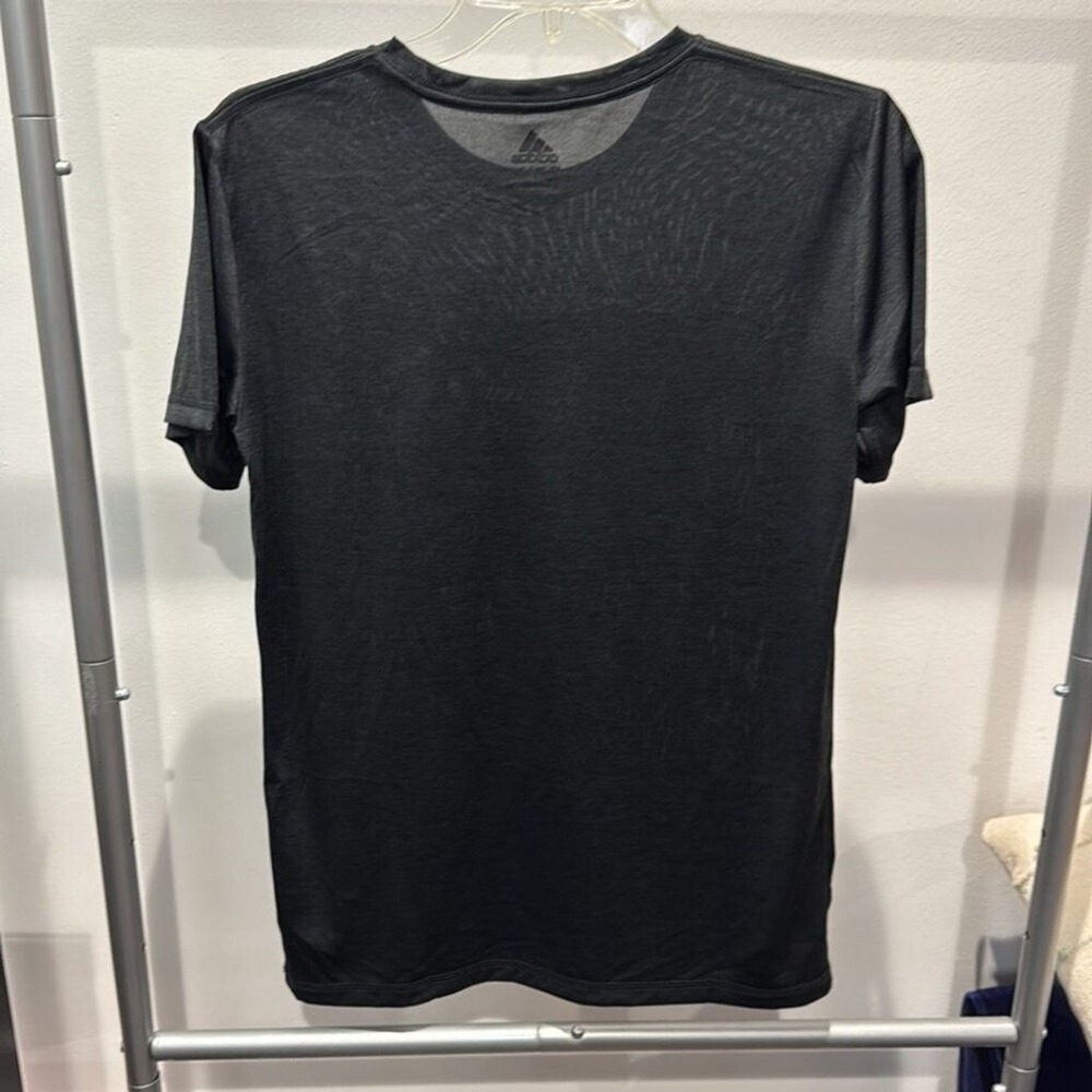 Adidas Three Stripe Life Athletic T-Shirt Moisture Wicking Black/Red Boys Large - Picture 4 of 6